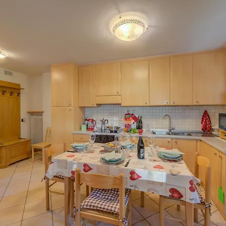 Appartement Sciachilo In-ski Out 10m - Happy